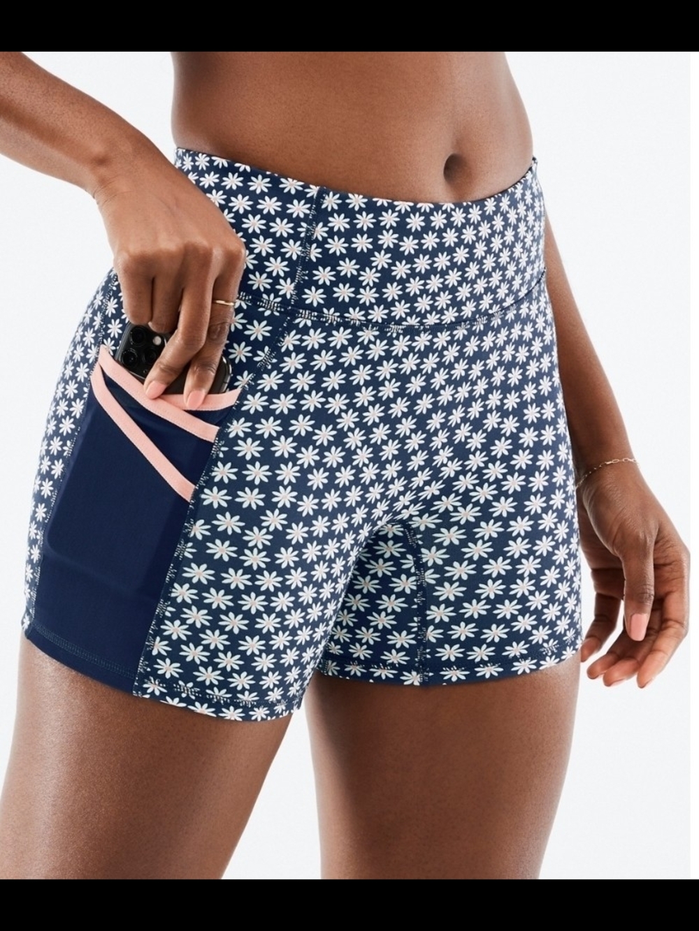 Fabletics Trinity Motion365 Mid Rise 5" Short.